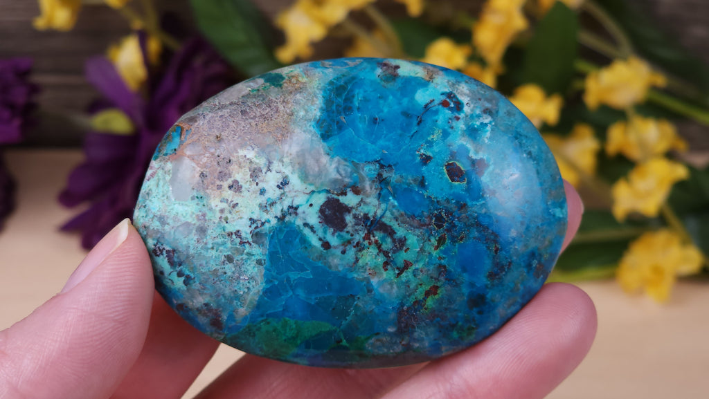 Nurturing the Soul: Unveiling the Profound Chrysocolla Crystal Healing Properties