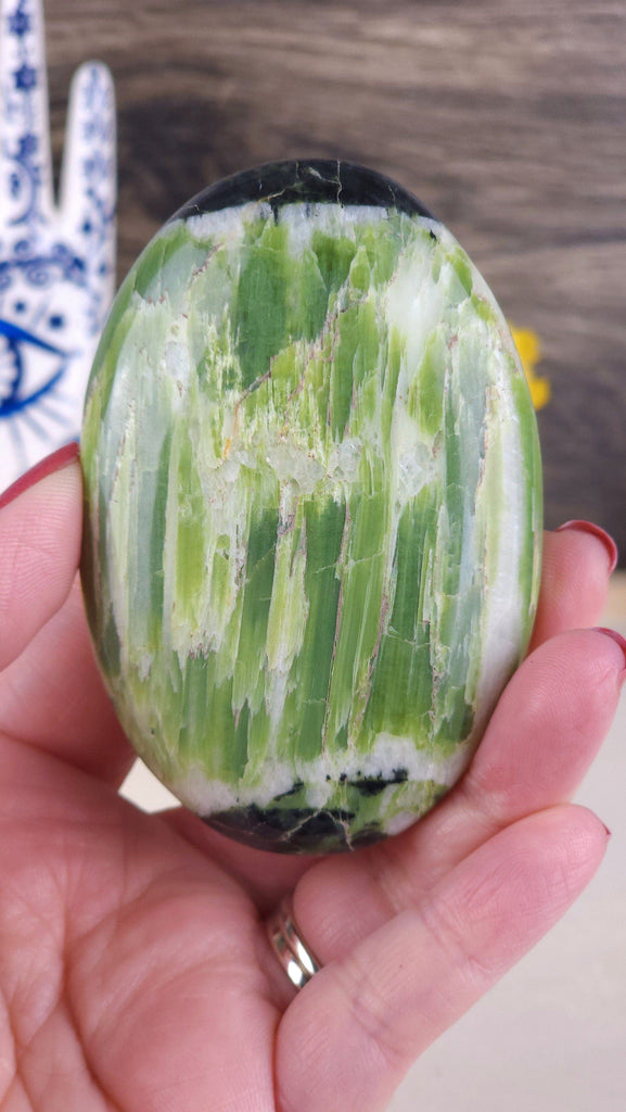 Gorgeous High Quality Green Tremolite Polished Crystal Palm Stone