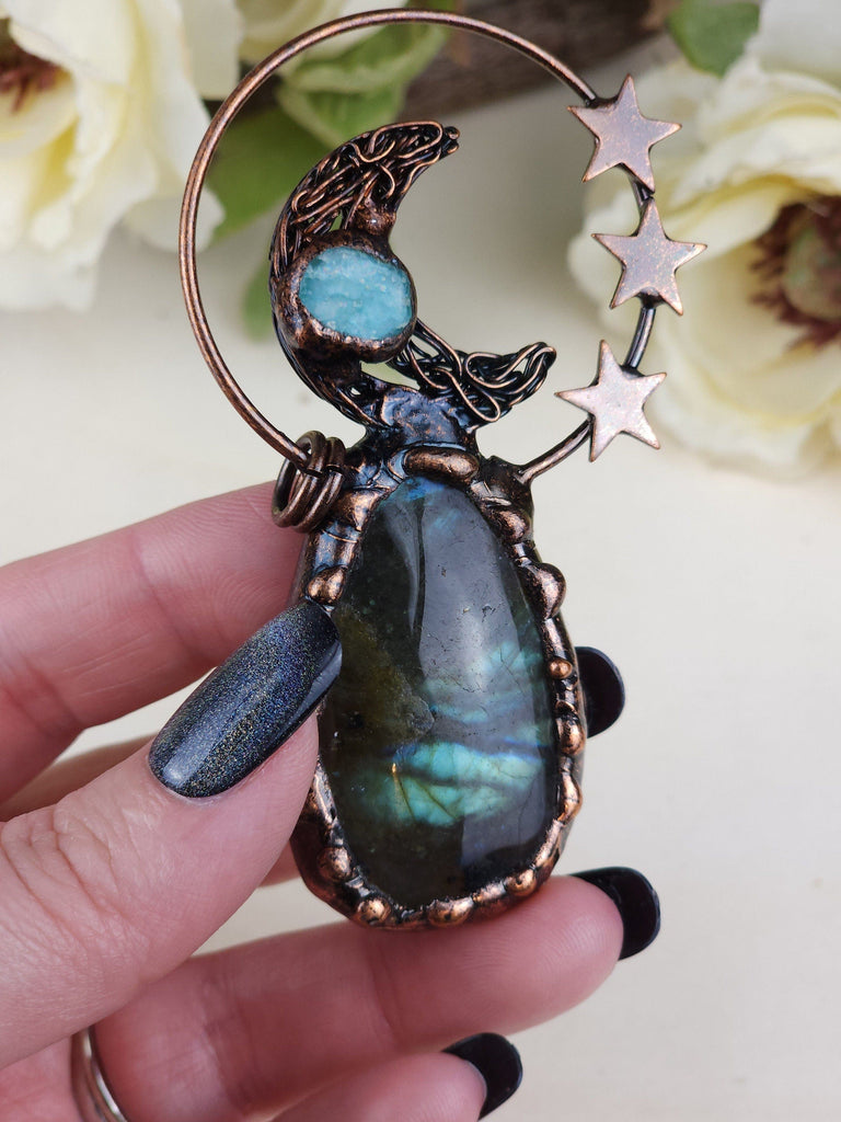 Jewelry Labradorite Crystal Electroformed Pendant Copper Celestial Moon Phase Necklace Fairy Pendant Witchy Pendant Renaissance Fairy Costume