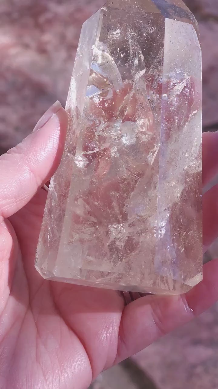 Incredible High Quality Natural Champagne Pale Smoky Clear Quartz Generator Point Water Clear High Shine Natural Smoky Quartz X Rainbow